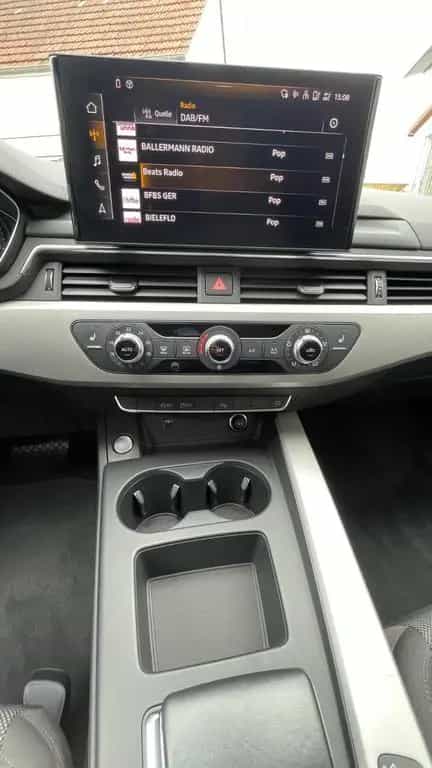 Audi A4 AV 30TDI S-TR*MATRIX*AHK*17"*CAM*SIDE/LANE* 03/2022-photo-23