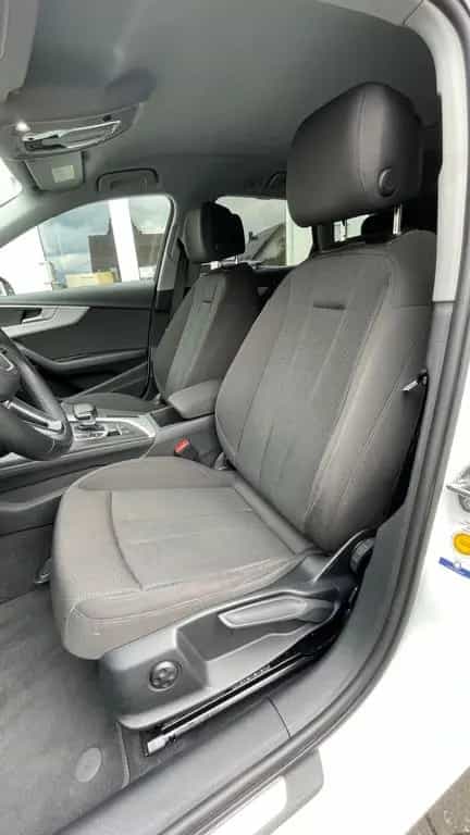 Audi A4 AV 30TDI S-TR*MATRIX*AHK*17"*CAM*SIDE/LANE* 03/2022-photo-9