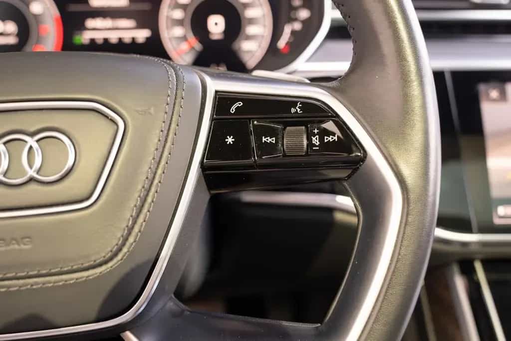 Audi A8 55 TFSI L*MATRIX*HUD*STHZ*PANO*LUFT*B&O* 09/2017-photo-14