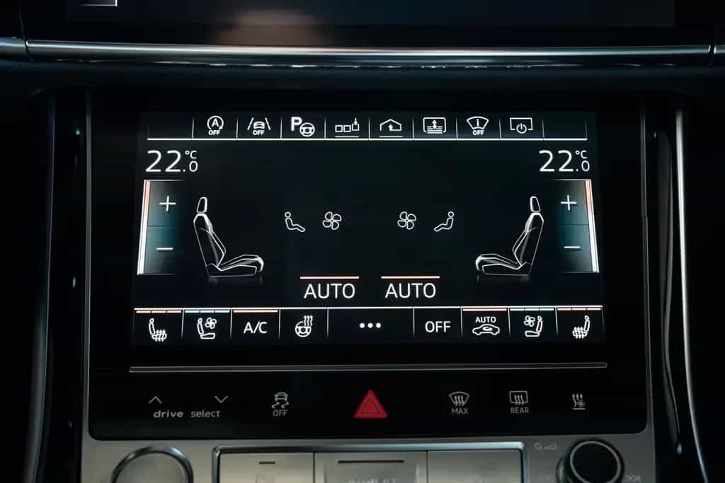 Audi A8 55 TFSI L*MATRIX*HUD*STHZ*PANO*LUFT*B&O* 09/2017-photo-23