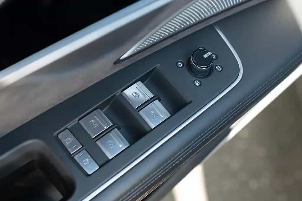 Audi A8 55 TFSI L*MATRIX*HUD*STHZ*PANO*LUFT*B&O* 09/2017-photo-27