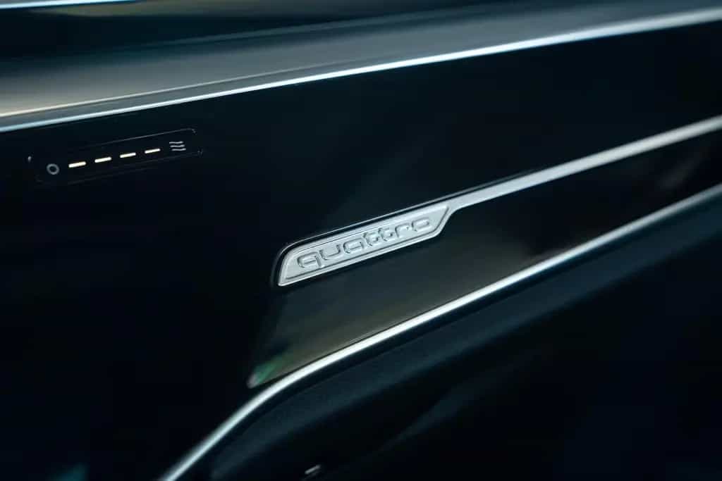 Audi A8 55 TFSI L*MATRIX*HUD*STHZ*PANO*LUFT*B&O* 09/2017-photo-29