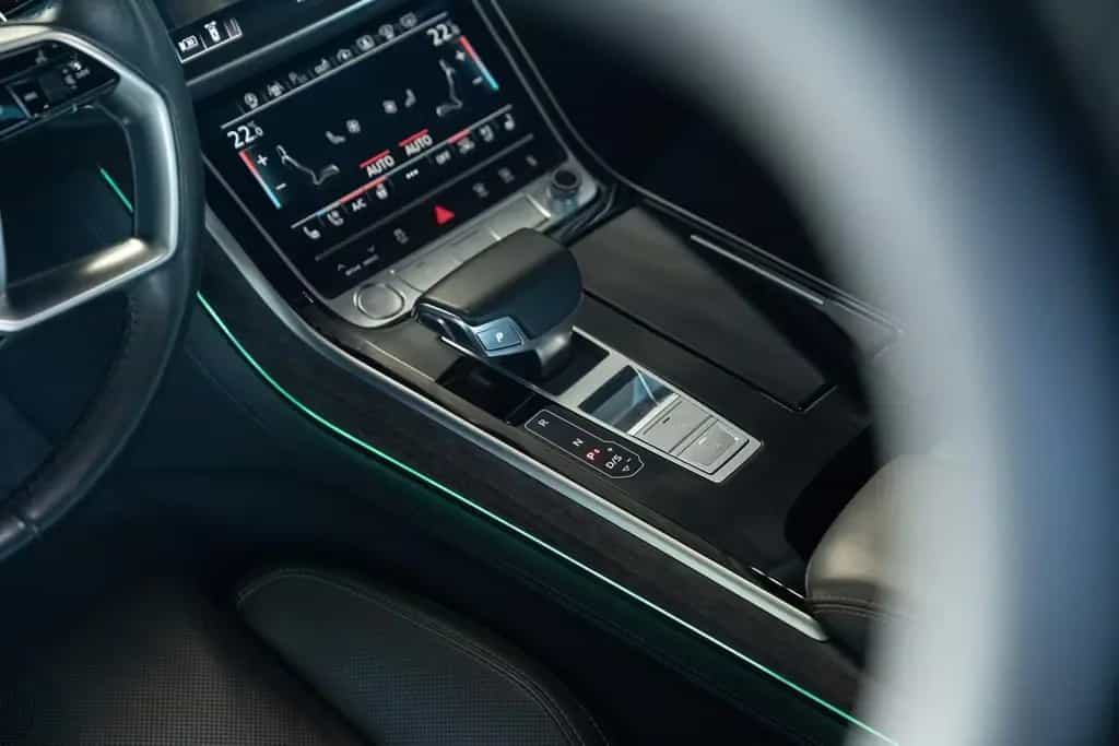 Audi A8 55 TFSI L*MATRIX*HUD*STHZ*PANO*LUFT*B&O* 09/2017-photo-33