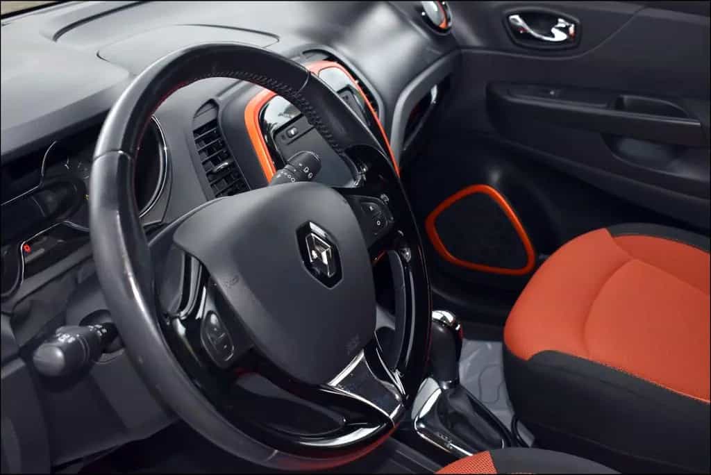 Renault Captur Dynamique Automatik TÜV-Neu AHK Garantie 02/2015-photo-10