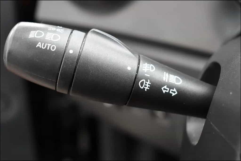 Renault Captur Dynamique Automatik TÜV-Neu AHK Garantie 02/2015-photo-18