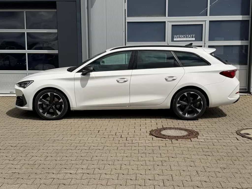 Cupra Leon ST 2.0 TSI 5-JAHRE-GARANTIE AHK Keyless 03/2024-photo-3