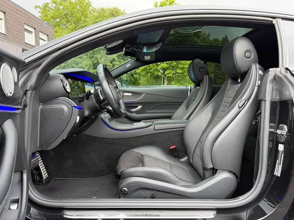 Mercedes-Benz E-Class E220d Coupe AMG Facelift Pano/Burmester/Widescr. 09/2020-photo-10