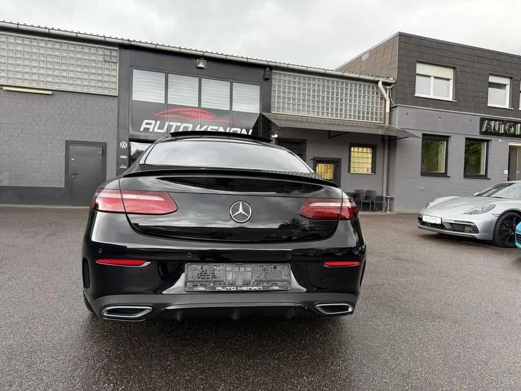 Mercedes-Benz E-Class E220d Coupe AMG Facelift Pano/Burmester/Widescr. 09/2020-photo-19