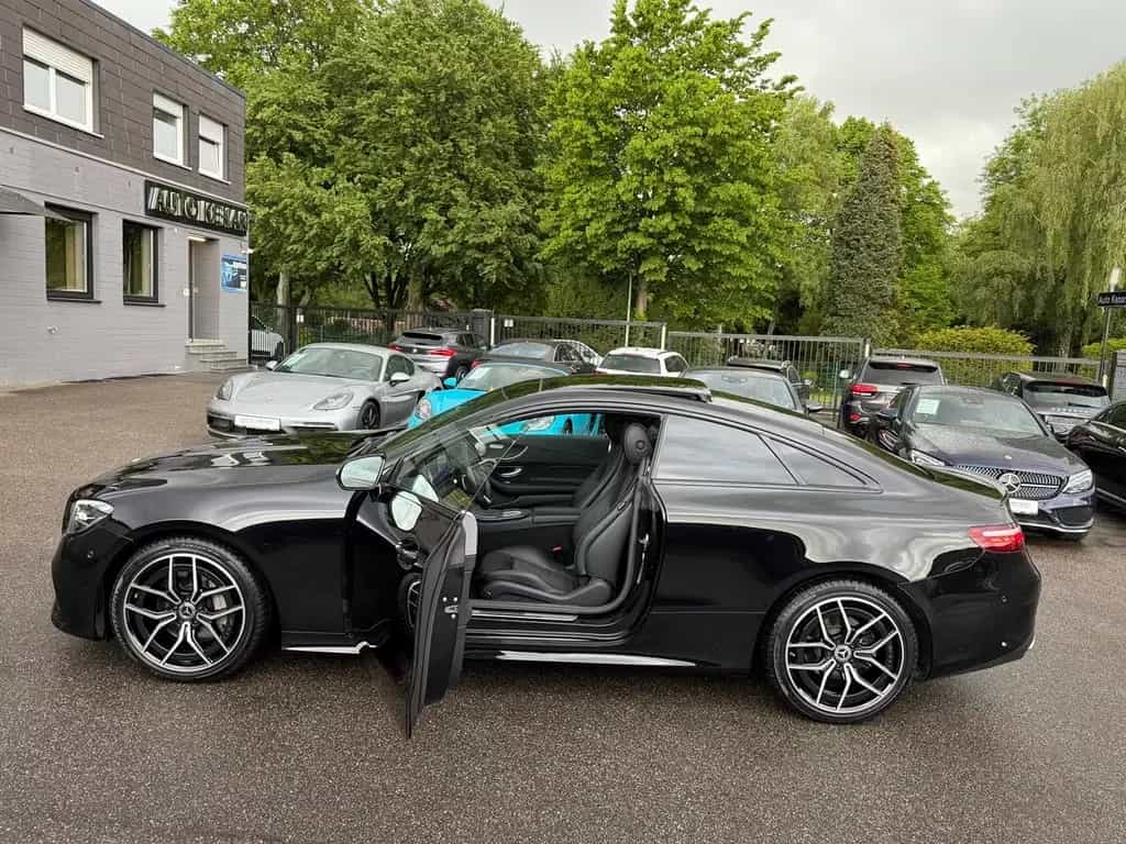 Mercedes-Benz E-Class E220d Coupe AMG Facelift Pano/Burmester/Widescr. 09/2020-photo-42