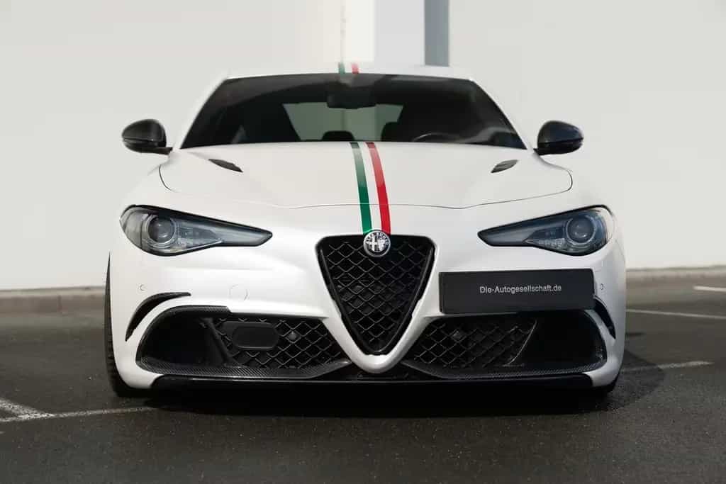 Alfa Romeo Giulia Quadrifoglio 2.9 *Bi-XENON*CARBON*SPARCO* 04/2022-photo-4
