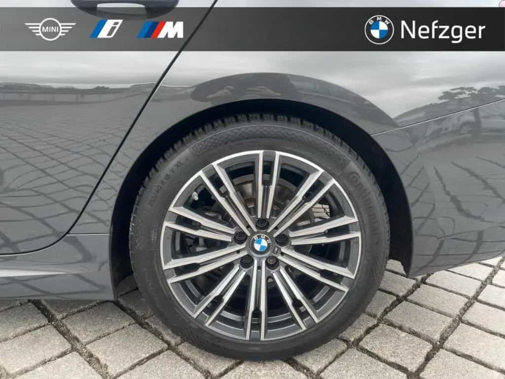 BMW 318 i Limousine M Sport PDC LED Ambiente 06/2022-photo-11