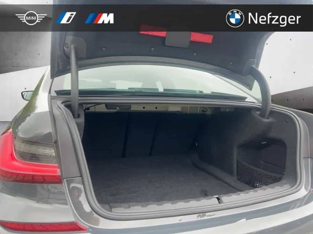 BMW 318 i Limousine M Sport PDC LED Ambiente 06/2022-photo-5