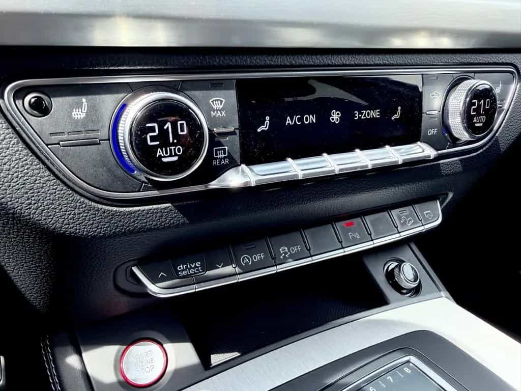 Audi Q5 SQ5 3.0 TFSI quattro /21ZOLL/LED/CAM/AHK/1.HAND/ 05/2018-photo-19