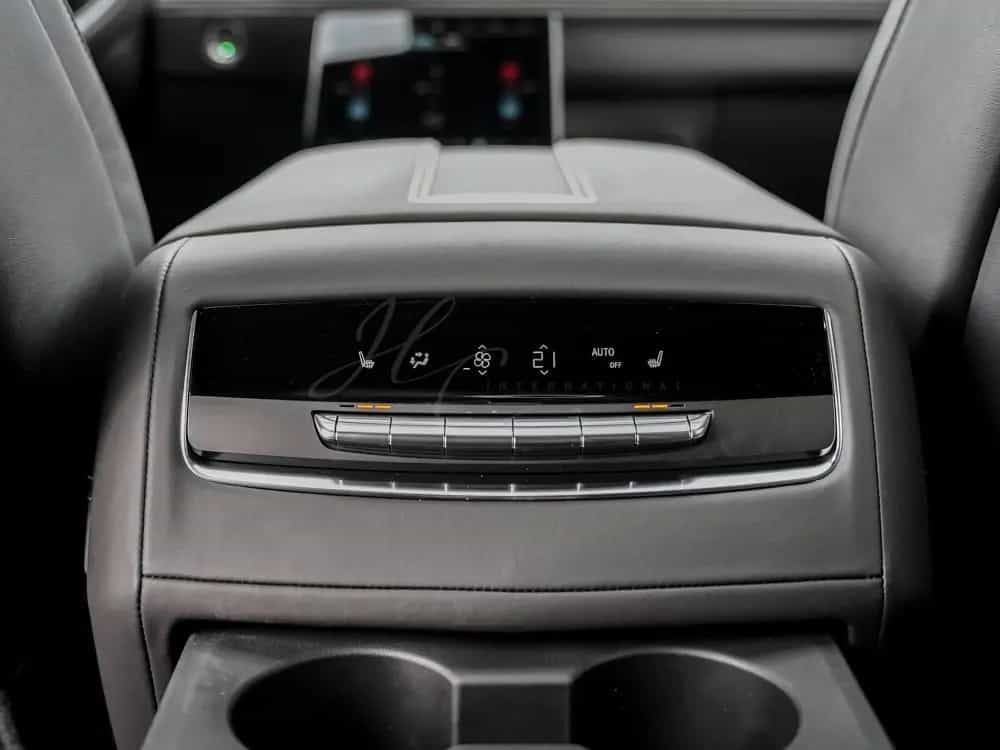 Cadillac Escalade 2026 ESV Sport Platinum € 127000 HC INTERNATIONA null-photo-37