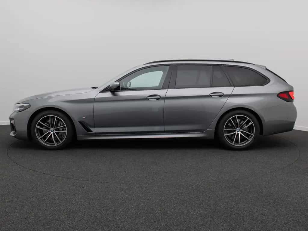 BMW 5 Series d xD M Sport Kamera HUD DAB H/K AHK ACC Alarm 11/2022-photo-10
