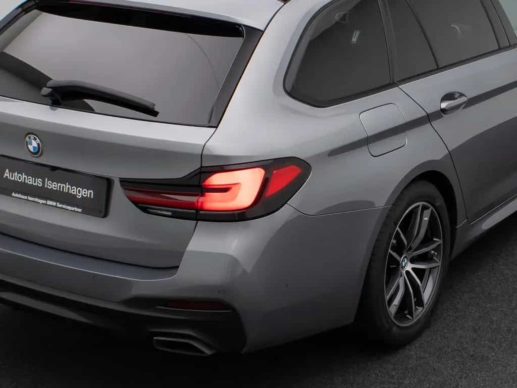 BMW 5 Series d xD M Sport Kamera HUD DAB H/K AHK ACC Alarm 11/2022-photo-17