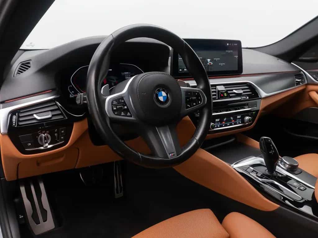 BMW 5 Series d xD M Sport Kamera HUD DAB H/K AHK ACC Alarm 11/2022-photo-21