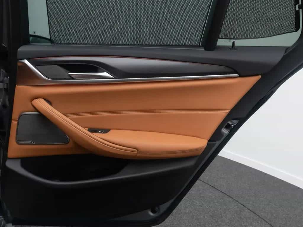 BMW 5 Series d xD M Sport Kamera HUD DAB H/K AHK ACC Alarm 11/2022-photo-32