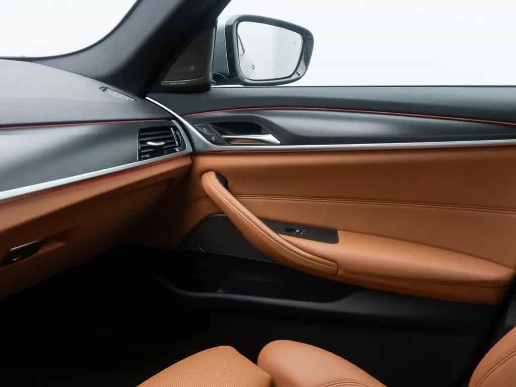 BMW 5 Series d xD M Sport Kamera HUD DAB H/K AHK ACC Alarm 11/2022-photo-33