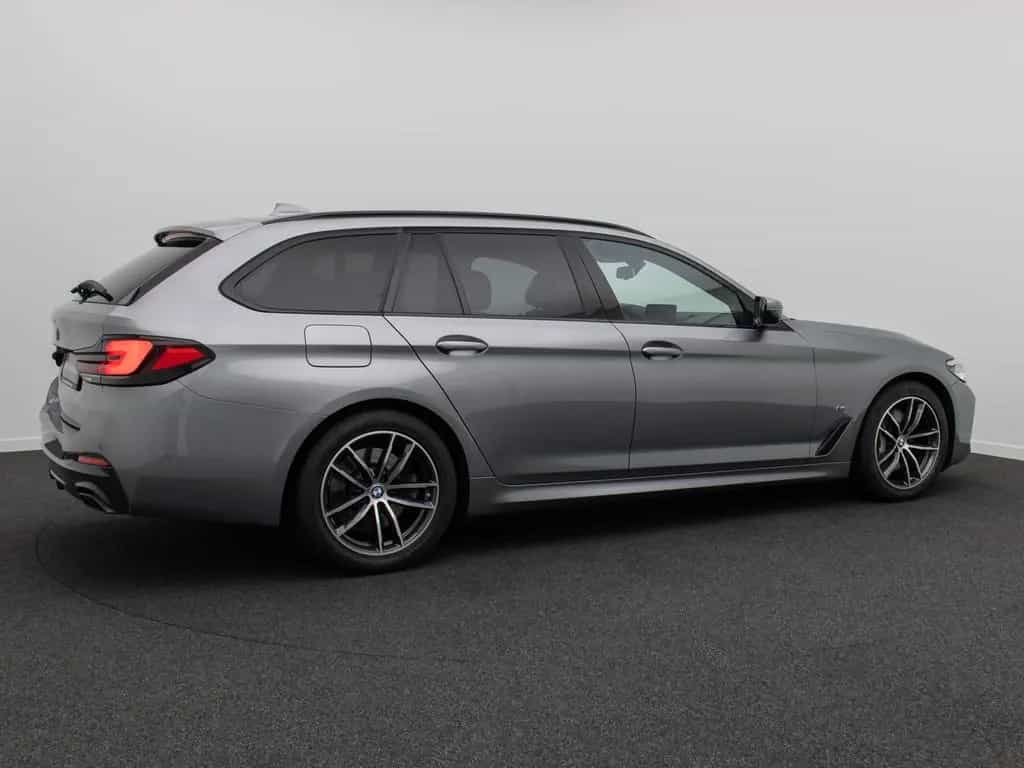 BMW 5 Series d xD M Sport Kamera HUD DAB H/K AHK ACC Alarm 11/2022-photo-5