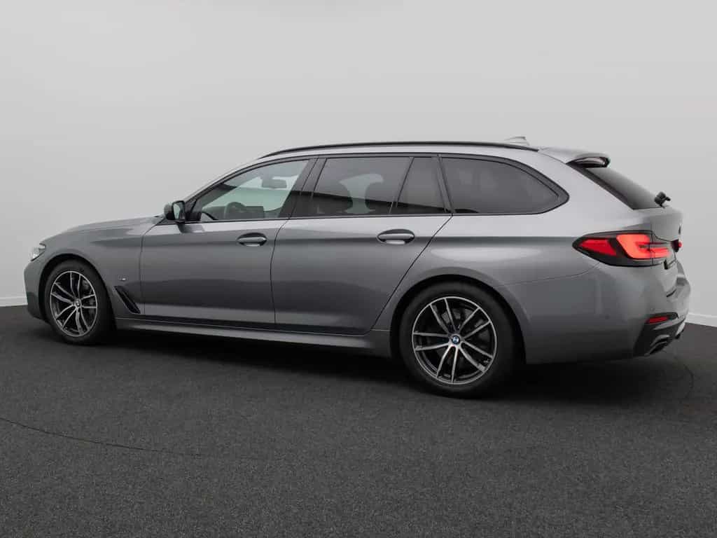 BMW 5 Series d xD M Sport Kamera HUD DAB H/K AHK ACC Alarm 11/2022-photo-9