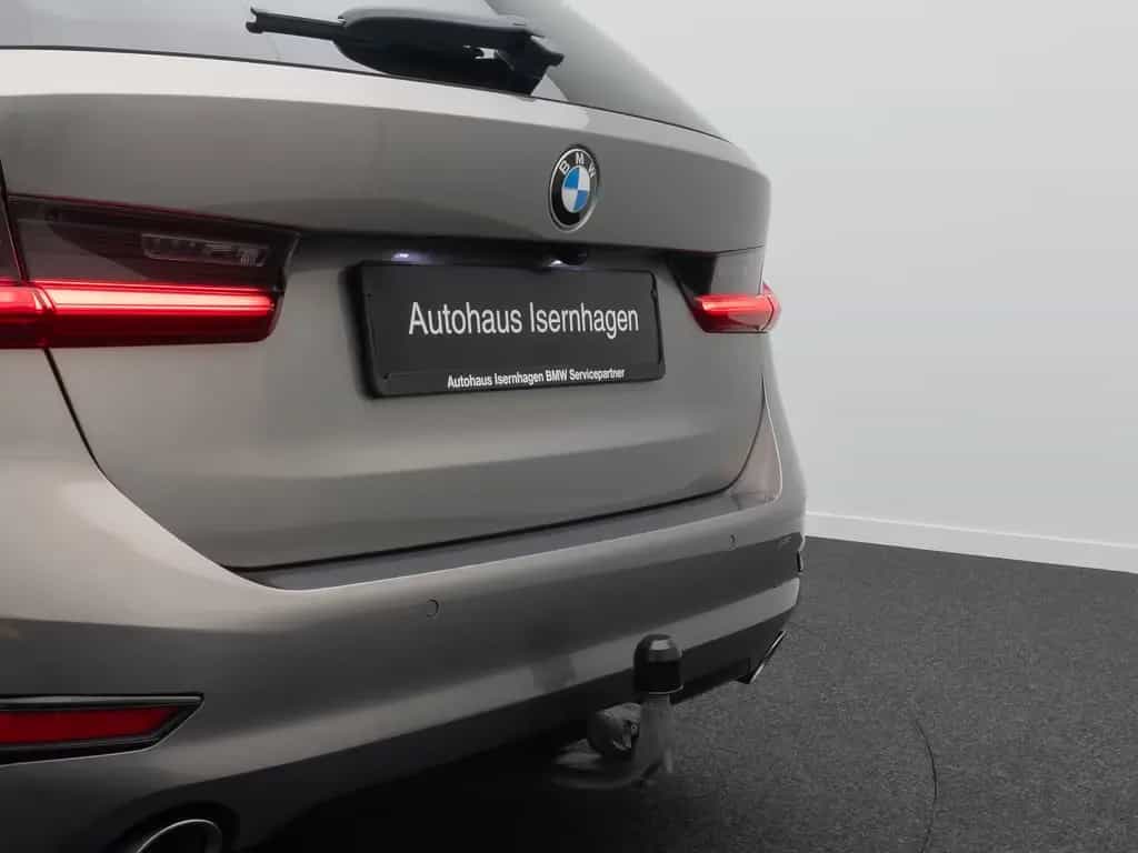 BMW 3 Series d xD Sport Line H/K DAB AHK Kamera 18Zoll 02/2021-photo-14