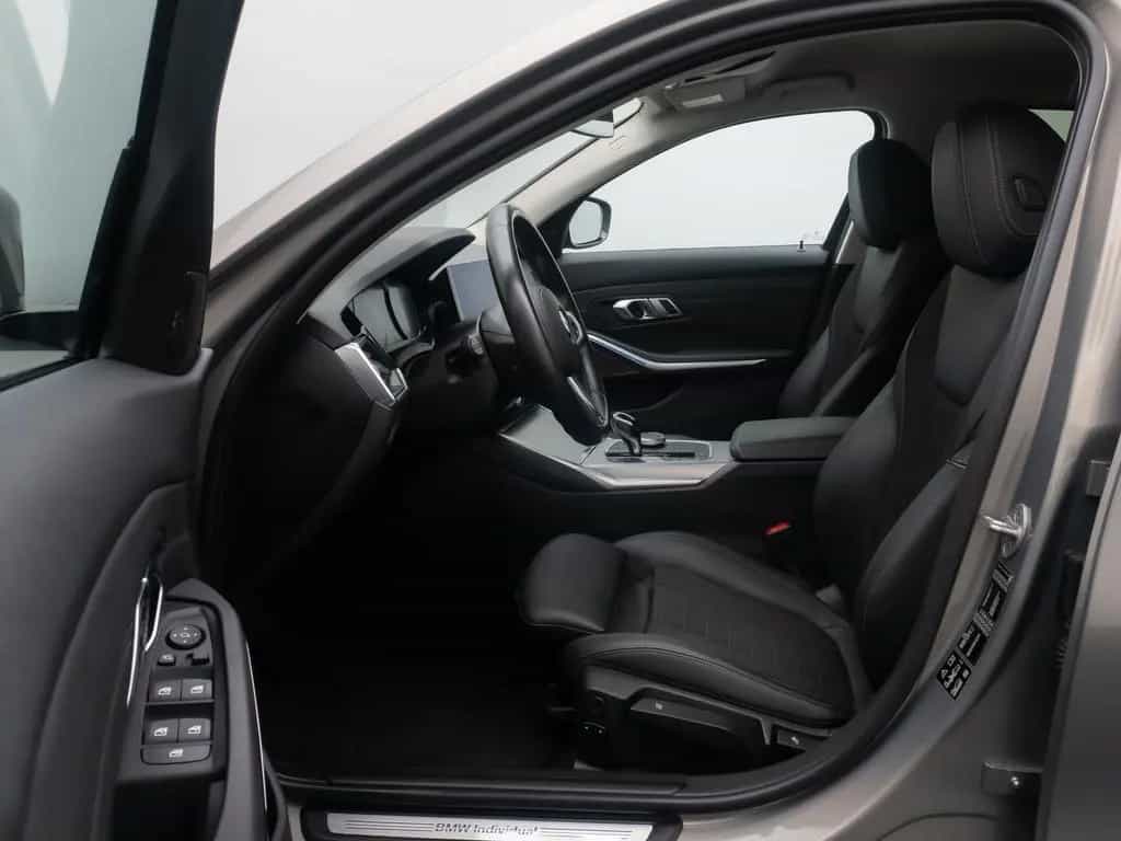 BMW 3 Series d xD Sport Line H/K DAB AHK Kamera 18Zoll 02/2021-photo-20