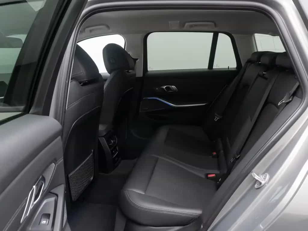 BMW 3 Series d xD Sport Line H/K DAB AHK Kamera 18Zoll 02/2021-photo-26