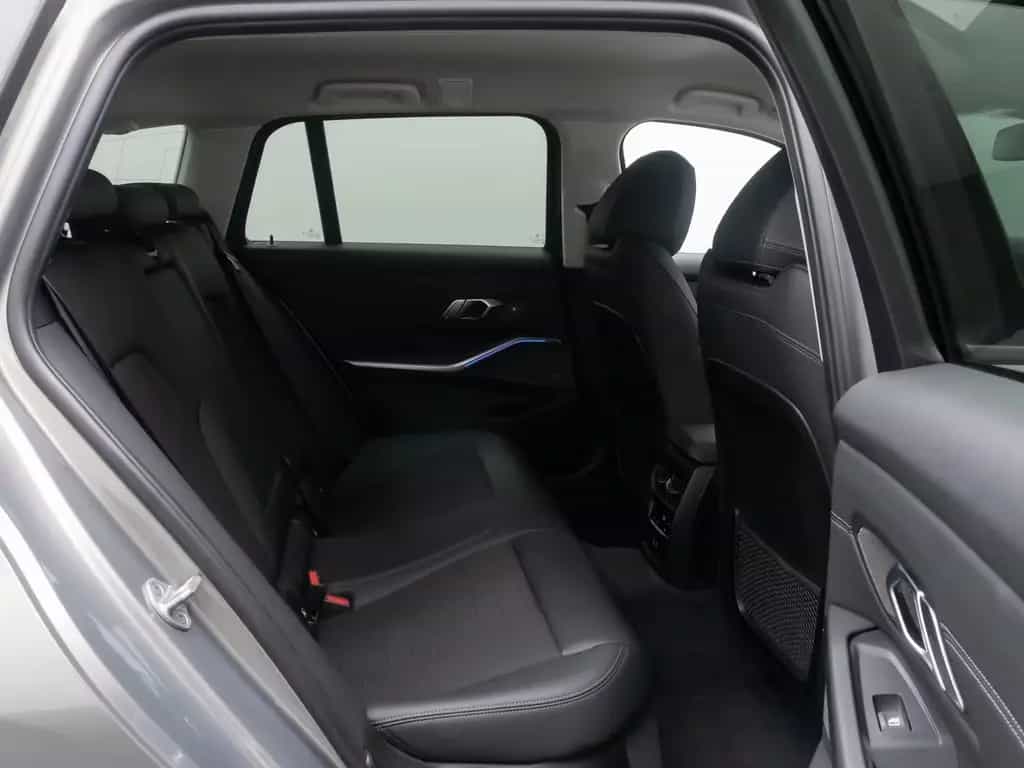 BMW 3 Series d xD Sport Line H/K DAB AHK Kamera 18Zoll 02/2021-photo-27