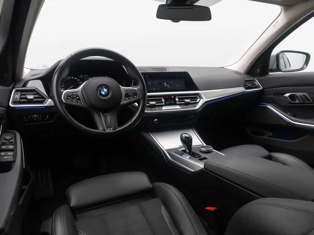 BMW 3 Series d xD Sport Line H/K DAB AHK Kamera 18Zoll 02/2021-photo-37