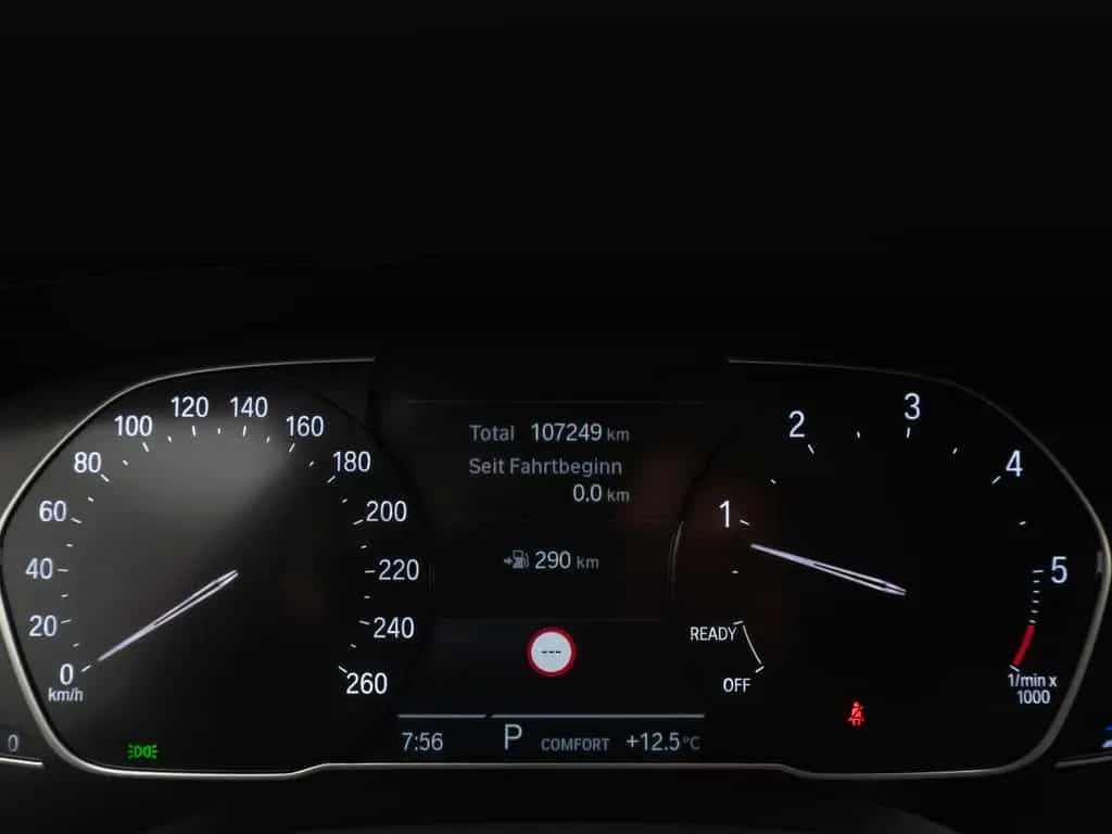 BMW 3 Series d xD Sport Line H/K DAB AHK Kamera 18Zoll 02/2021-photo-40