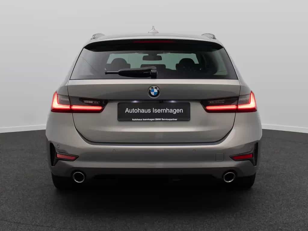 BMW 3 Series d xD Sport Line H/K DAB AHK Kamera 18Zoll 02/2021-photo-7
