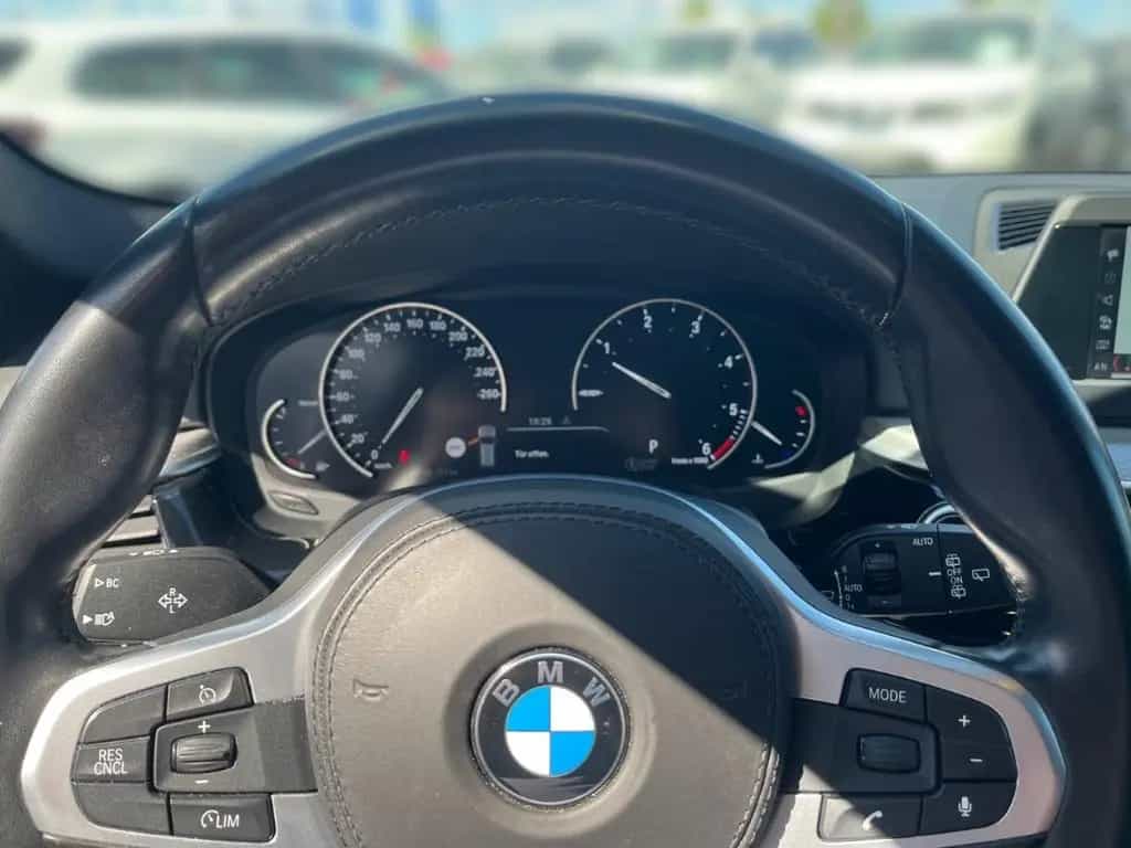 BMW 520 d Touring 8-AT M Sport Panoramadach, Busines 08/2017-photo-7