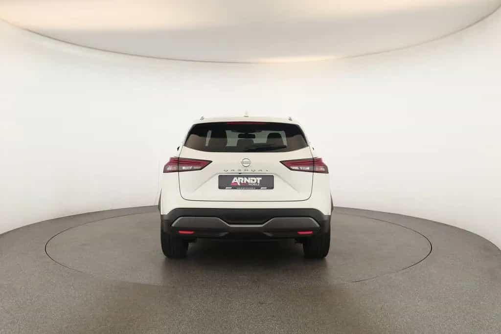 Nissan Qashqai 1.3 DIG-T N-Connecta Pano Nav SitzHZ 360 12/2022-photo-22