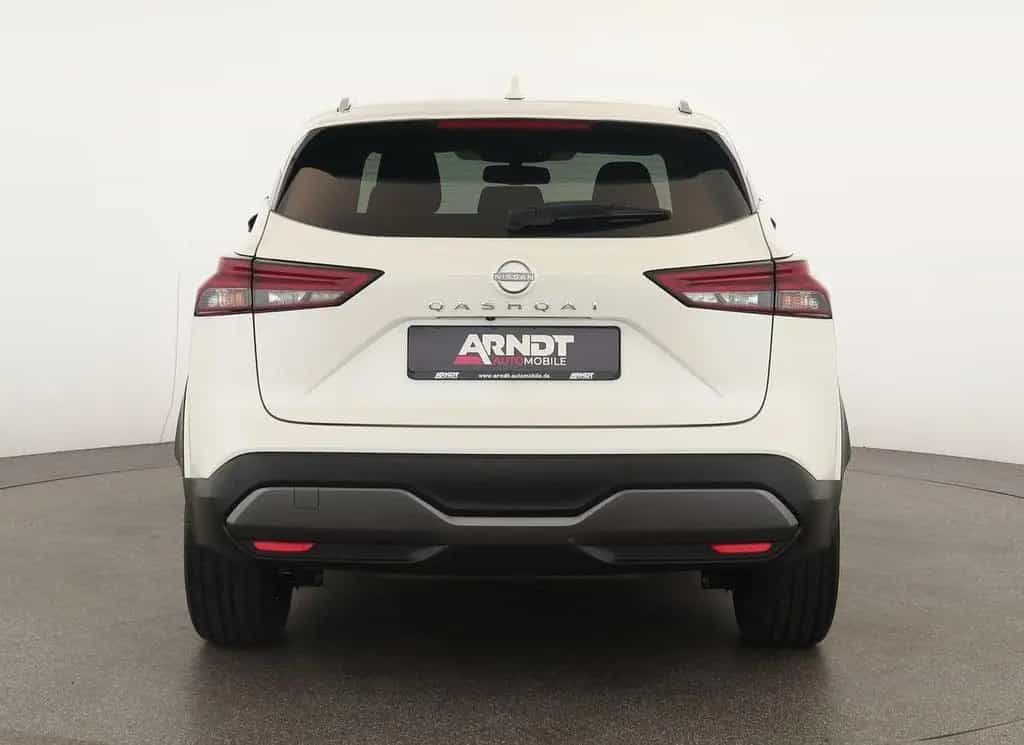 Nissan Qashqai 1.3 DIG-T N-Connecta Pano Nav SitzHZ 360 12/2022-photo-5