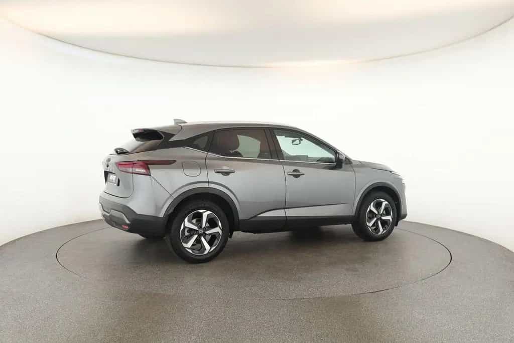 Nissan Qashqai 1.3 DIG-T N-Connecta Pano HUD SitzHZ 360 12/2022-photo-10