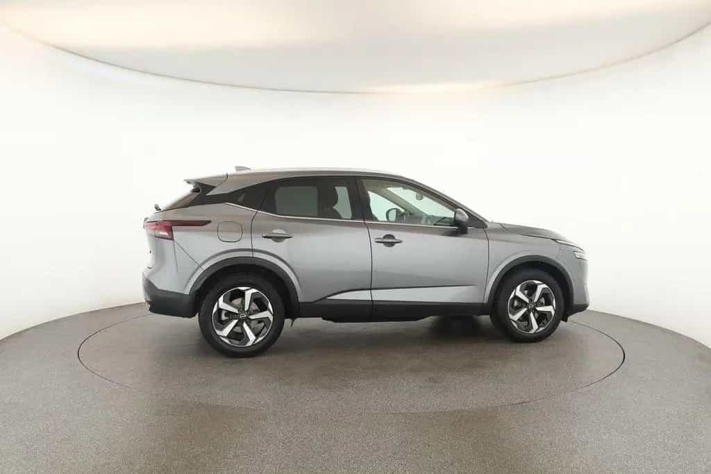 Nissan Qashqai 1.3 DIG-T N-Connecta Pano HUD SitzHZ 360 12/2022-photo-11