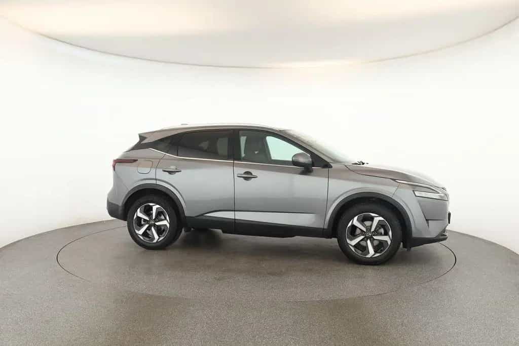 Nissan Qashqai 1.3 DIG-T N-Connecta Pano HUD SitzHZ 360 12/2022-photo-13