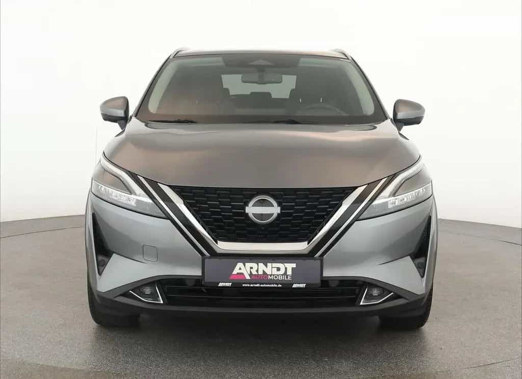 Nissan Qashqai 1.3 DIG-T N-Connecta Pano HUD SitzHZ 360 12/2022-photo-2