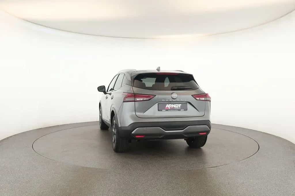 Nissan Qashqai 1.3 DIG-T N-Connecta Pano HUD SitzHZ 360 12/2022-photo-29