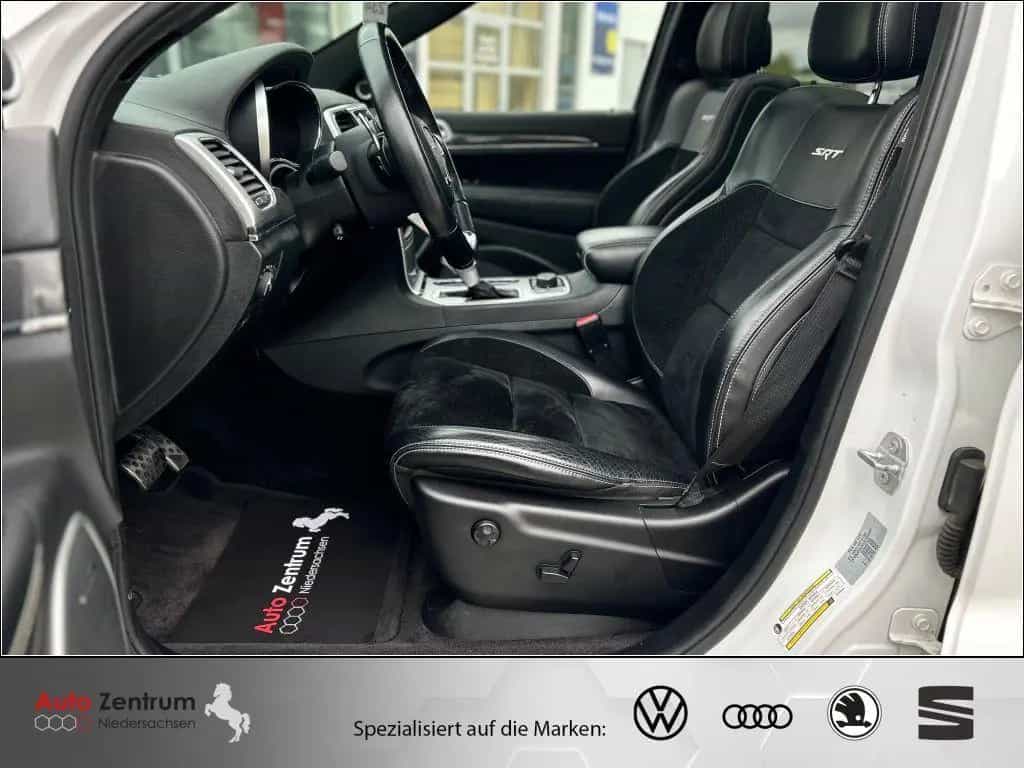 Jeep Grand Cherokee 4X4 SRT*LEDER*NAVI*PANO* 10/2016-photo-11