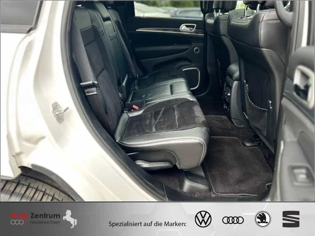 Jeep Grand Cherokee 4X4 SRT*LEDER*NAVI*PANO* 10/2016-photo-16
