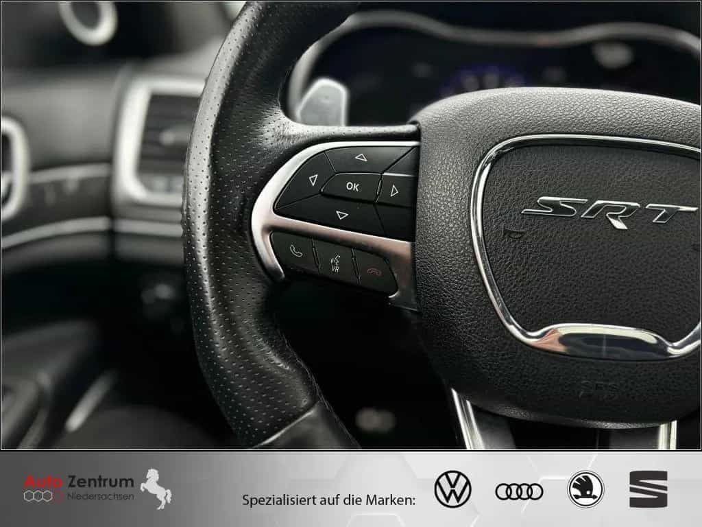 Jeep Grand Cherokee 4X4 SRT*LEDER*NAVI*PANO* 10/2016-photo-20