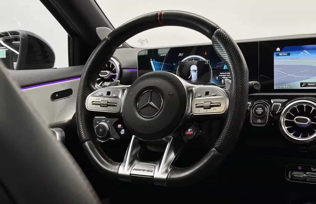 Mercedes-Benz A 45 AMG 4M *Pano*Schale*Perf. Lenkrad*Distr. + 11/2019-photo-17