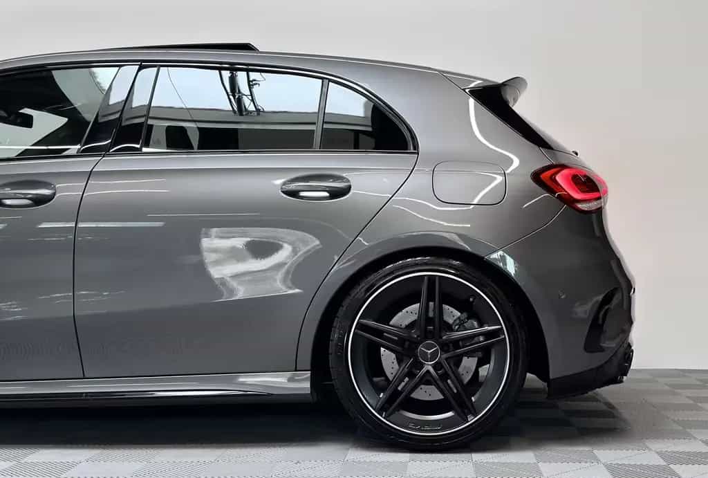 Mercedes-Benz A 45 AMG 4M *Pano*Schale*Perf. Lenkrad*Distr. + 11/2019-photo-3