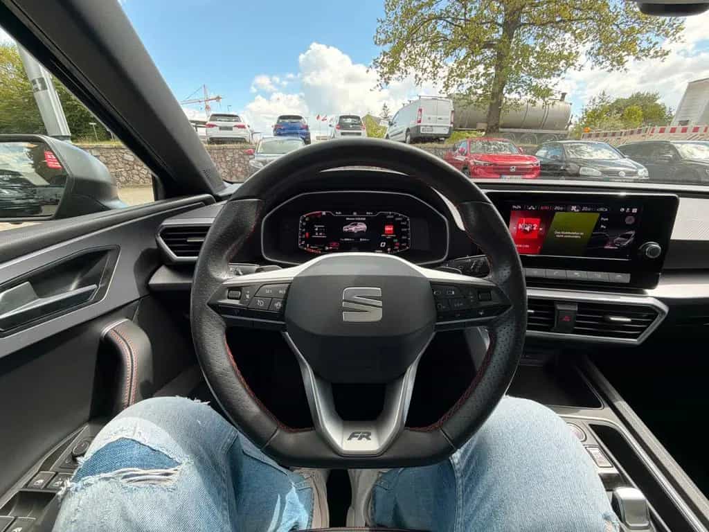 Seat Leon Sportstourer FR 04/2022-photo-23
