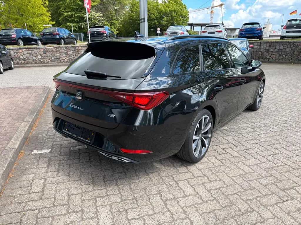 Seat Leon Sportstourer FR 04/2022-photo-4