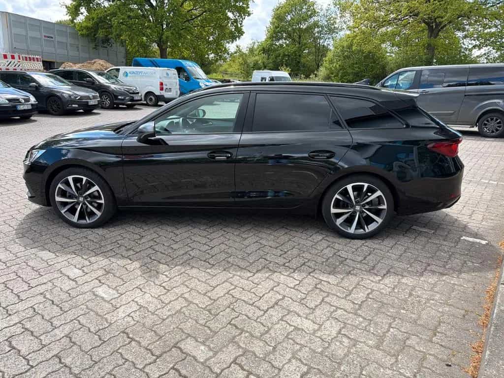 Seat Leon Sportstourer FR 04/2022-photo-7