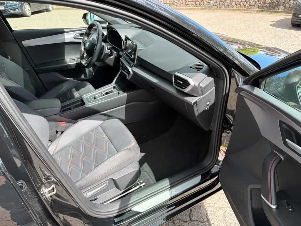 Seat Leon Sportstourer FR 04/2022-photo-9