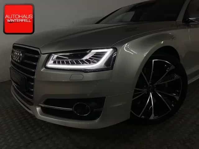 Audi S8 4.0 TFSI Qu CARBON ESD+AHK+HUD+BOSE+MATRIX+ 07/2017-photo-11